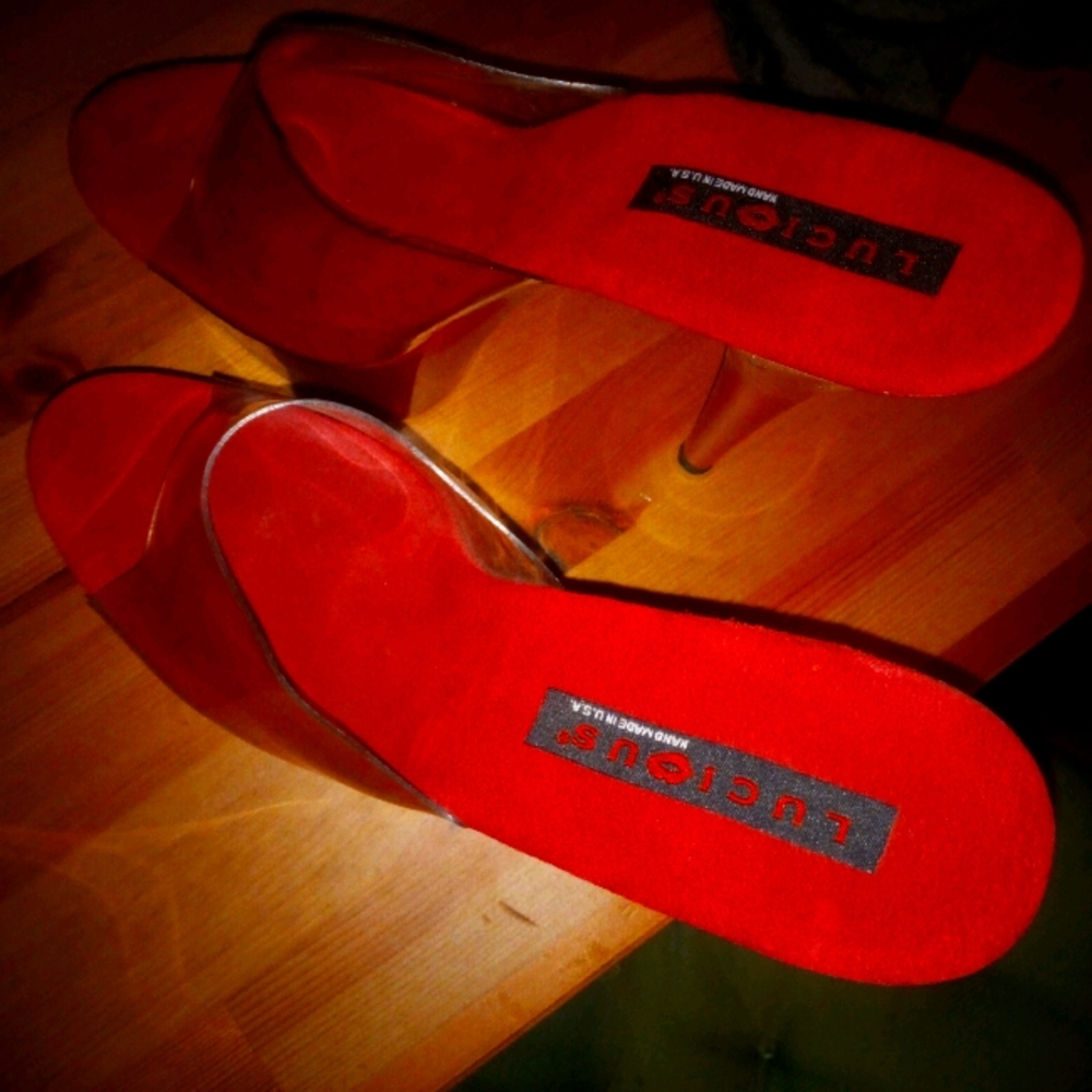 Lucious heels brand new